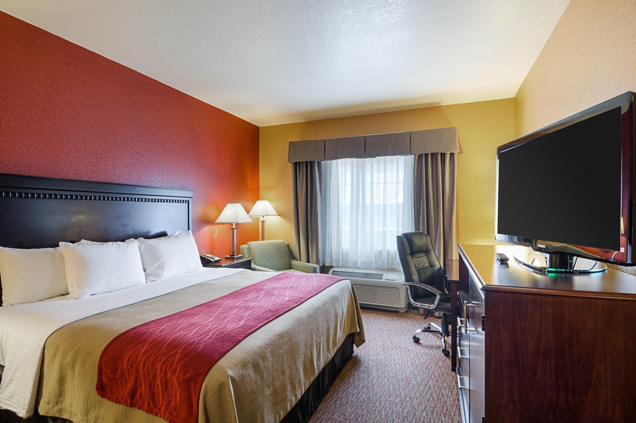 Comfort Inn & Suites Orange - Montpelier Exterior photo